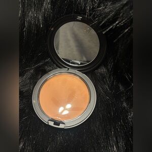 MAC Studio Fix Powder Foundation- NW45